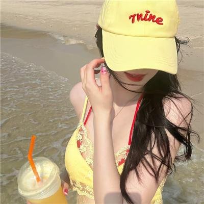 金色微笑
